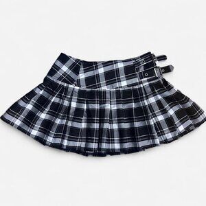 Banned black & white plaid pleated skirt